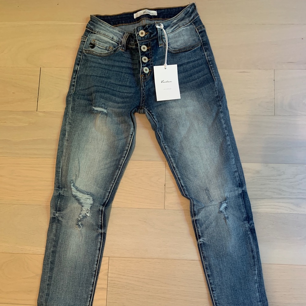 KanCan Ankle Cropped Button Fly Jeans
